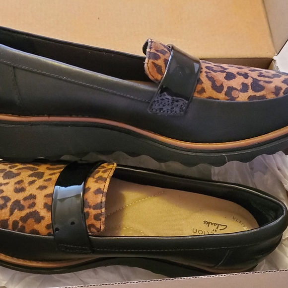 Clark's BLK Women Loafers Print Leopard Size 6.5 NWOT - Picture 7 of 8